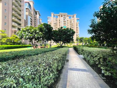 Image of 1720 Sq.ft 3 BHK Apartment / Flat for sale in Emaar Palm Gardens, Sector 83, Gurgaon for Rs. 22000000