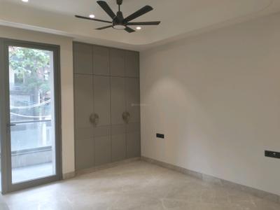 Bedroom Image of 2880 Sq.ft 4 BHK Builder Floor for sale in Mukherjee Nagar New Delhi for Rs. 80000000