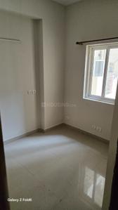 Bedroom Image of 1550 Sq.ft 2 BHK Apartment / Flat for sale in Mahagun Moderne, Sector 78 Noida for Rs. 20500000