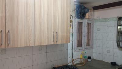Kitchen Image of 580 Sq.ft 1 BHK Apartment / Flat for rent in Vasant Kunj New Delhi for Rs. 35000