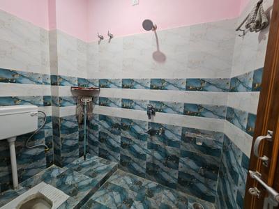 Bathroom Image of 1580 Sq.ft 3 BHK Independent House for sale in Kandwa Varanasi for Rs. 8000000