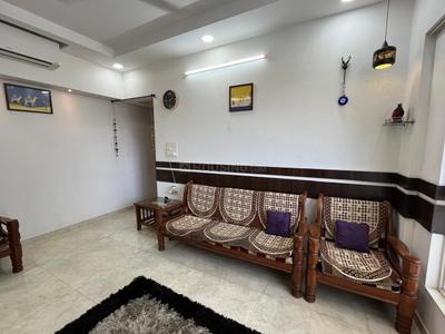 Living Room Image of 585 Sq.ft 2 BHK Apartment / Flat for rent in Lodha Amara, Kolshet Thane for Rs. 40000