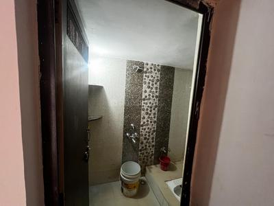 Bathroom Image of 1200 Sq.ft 1 BHK Apartment / Flat for rent in Dhamnod Dhar for Rs. 7000