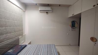 Bedroom Image of 1300 Sq.ft 2.5 BHK Apartment / Flat for sale in Ganesh Malabar County III, Chharodi Ahmedabad for Rs. 9000000