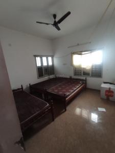 Bedroom Image of 1500 Sq.ft 3 BHK Builder Floor for rent in Vennala Kochi for Rs. 25000