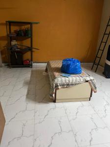 Bedroom Image of 900 Sq.ft 1.5 BHK Independent House for sale in Sadar Bazaar New Delhi for Rs. 7500000