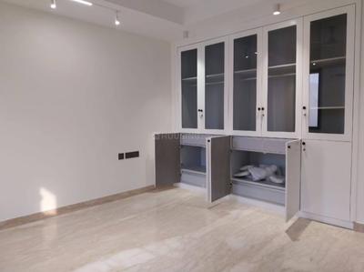 Bedroom Image of 1800 Sq.ft 3 BHK Builder Floor for sale in RWA Anand Vihar, Karkardooma New Delhi for Rs. 30000000