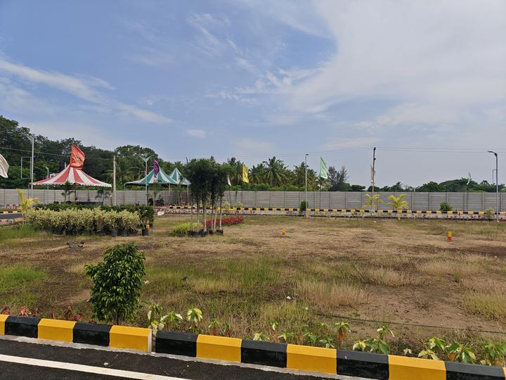 Naduveerapattu Main Image 1