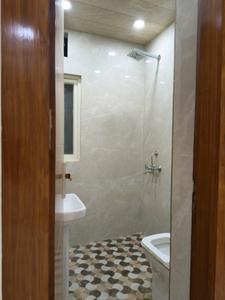 Common Bathroom Image of 1400 Sq.ft 3 BHK Builder Floor for sale in Indirapuram Ghaziabad for Rs. 8700000