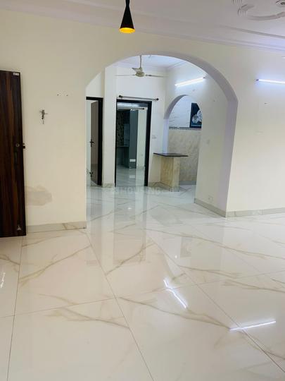 CGHS Mayfair Apartment Main Image 1