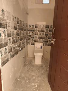 Common Bathroom Image of 650 Sq.ft 1 BHK Apartment / Flat for rent in Kondapur Hyderabad for Rs. 15500