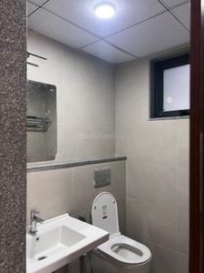 Bathroom Image of 2027 Sq.ft 4 BHK Apartment / Flat for rent in Appaswamy The Broadstone, Ramapuram Chennai for Rs. 100000