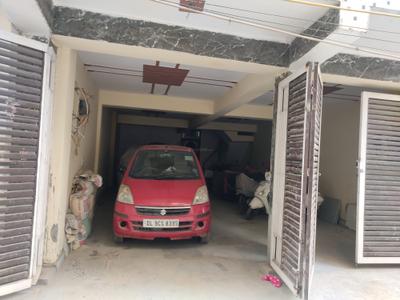 Image of 800 Sq.ft 3 BHK Builder Floor for rent in Madhu Vihar, New Delhi for Rs. 11000