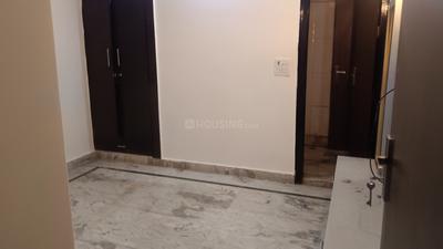 Bedroom Image of 900 Sq.ft 2 BHK Builder Floor for rent in Sector 16 Rohini New Delhi for Rs. 22000