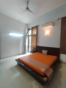 Bedroom Image of 3250 Sq.ft 3 BHK Builder Floor for rent in Defence Colony New Delhi for Rs. 100000
