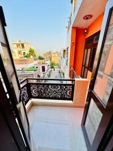Balcony Image of 850 Sq.ft 2 BHK Builder Floor for rent in Noida Extension Greater Noida for Rs. 12000