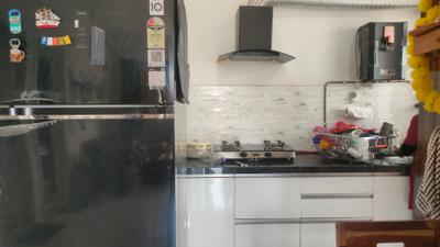 Kitchen Image of 940 Sq.ft 2 BHK Apartment / Flat for sale in Amanora Gold Towers, Hadapsar Pune for Rs. 11500000