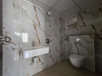 Image of 1250 Sq.ft 2 BHK Apartment / Flat for rent in Halasuru, Bengaluru for Rs. 60000
