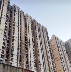 Image of 950 Sq.ft 3 BHK Apartment / Flat for sale in Haware Citi, Kasarvadavali, Thane for Rs. 8000000