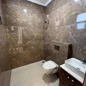 Bathroom Image of 1750 Sq.ft 3 BHK Apartment / Flat for sale in Golden Era Homes, Nagla Zirakpur for Rs. 9900000