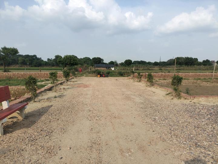 Noida Extension Main Image 1