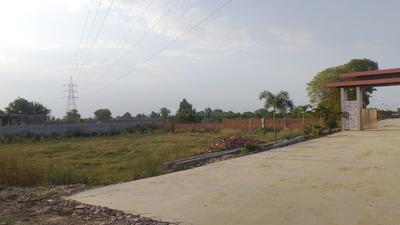 Image of 612 Sq.ft Residential Plot / Land for sale in Bharthia, Vrindavan for Rs. 1225000