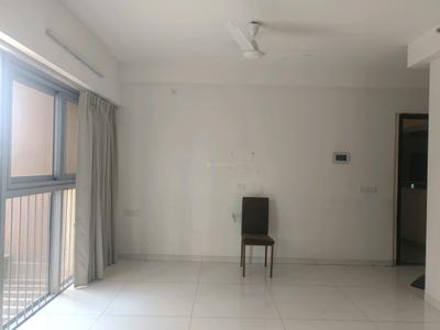 Living Room Image of 1100 Sq.ft 2 BHK Apartment / Flat for rent in Amanora Adreno Towers, Hadapsar Pune for Rs. 38000