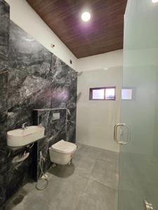 Bathroom Image of 1750 Sq.ft 4 BHK Duplex for sale in V N A Creation Anand Dham, Devguradia Indore for Rs. 7500000