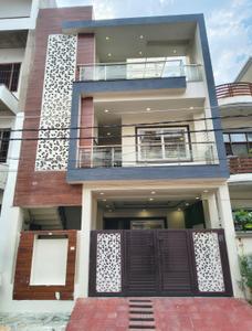 Image of 4250 Sq.ft 5 BHK Independent House for sale in Gomti Nagar, Lucknow for Rs. 26000000