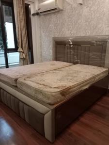 Bedroom Image of 1800 Sq.ft 3 BHK Builder Floor for rent in Safdarjung Development Area New Delhi for Rs. 160000