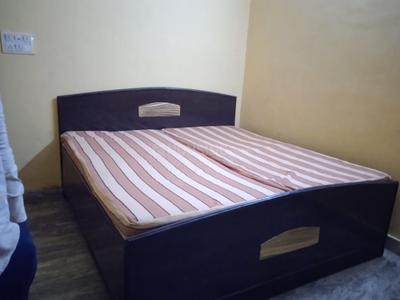 Bedroom Image of 650 Sq.ft 1 BHK Builder Floor for rent in Dwarka Mor New Delhi for Rs. 12502