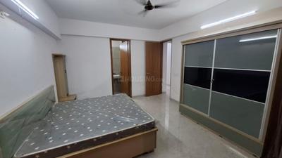 Bedroom Image of 1150 Sq.ft 3 BHK Apartment / Flat for rent in Nia Nami Riverside 90, Kudasan Gandhinagar for Rs. 40000