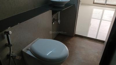 Bathroom Image of 550 Sq.ft 1 BHK Apartment / Flat for rent in Unique Vistas, Thane West Thane for Rs. 30000