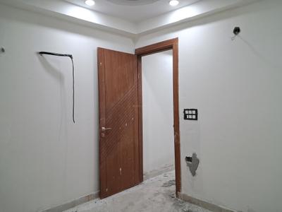 Bedroom Image of 1100 Sq.ft 2 BHK Apartment / Flat for sale in Sector 73 Noida for Rs. 3700000