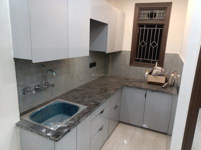 Kitchen Image of 540 Sq.ft 2 BHK Builder Floor for sale in Laxmi Nagar New Delhi for Rs. 5500000