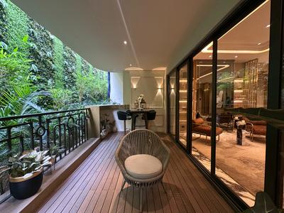 Balcony Image of 1795 Sq.ft 3 BHK Apartment / Flat for sale in Lodha Vero, Sion Mumbai for Rs. 86000000