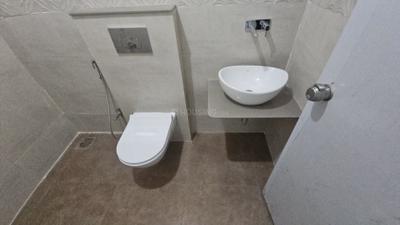 Image of 1000 Sq.ft 2 BHK Apartment / Flat for rent in Kothrud, Pune for Rs. 45000