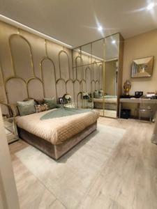 Bedroom Image of 2560 Sq.ft 4.5 BHK Apartment / Flat for sale in Malad West Mumbai for Rs. 39800000