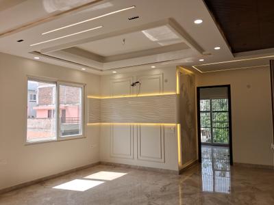 Living Room Image of 1800 Sq.ft 3 BHK Builder Floor for sale in Paschim Vihar New Delhi for Rs. 35000000