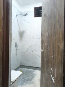 Common Bathroom Image of 900 Sq.ft 3 BHK Apartment / Flat for sale in Govindpuram Ghaziabad for Rs. 4099994