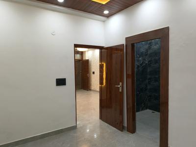 Bedroom Image of 1000 Sq.ft 2 BHK Builder Floor for sale in Indirapuram Ghaziabad for Rs. 7000000