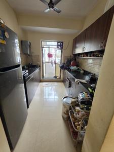 Kitchen Image of 750 Sq.ft 2 BHK Apartment / Flat for rent in Raheja Reflections, Kandivali East Mumbai for Rs. 59000
