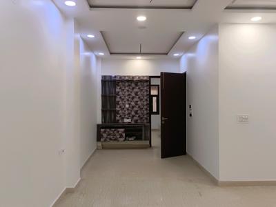 Living Room Image of 720 Sq.ft 2 BHK Builder Floor for sale in Mukherjee Nagar New Delhi for Rs. 12000000