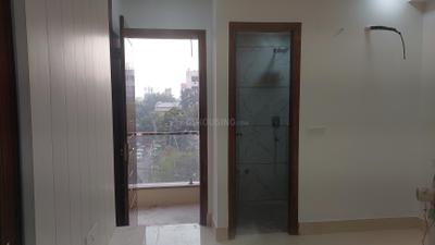 Bedroom Image of 1000 Sq.ft 3 BHK Builder Floor for sale in Sector 8 Dwarka New Delhi for Rs. 14900000