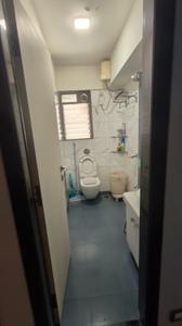 Bathroom Image of 1500 Sq.ft 3 BHK Apartment / Flat for rent in Heena Gokul Crescent, Andheri East Mumbai for Rs. 130000