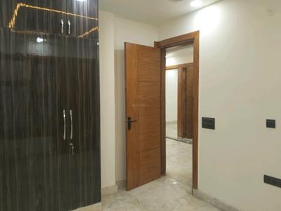 Bedroom Image of 1010 Sq.ft 3 BHK Builder Floor for sale in Laxmi Nagar New Delhi for Rs. 11500000
