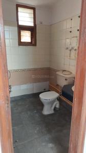 Image of 1750 Sq.ft 3 BHK Apartment / Flat for rent in CGHS Guru Apartments, Sector 6 Dwarka, New Delhi for Rs. 45000