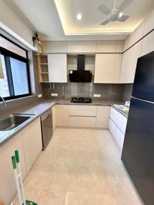 Kitchen Image of 850 Sq.ft 2 BHK Apartment / Flat for rent in Santacruz West Mumbai for Rs. 230000