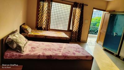 Bedroom Image of Somo Pg For Girls in Sector 90, Noida