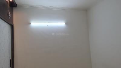 Bedroom Image of 844 Sq.ft 3 BHK Apartment / Flat for rent in Gaurs Siddhartham, Siddharth Vihar Ghaziabad for Rs. 27000